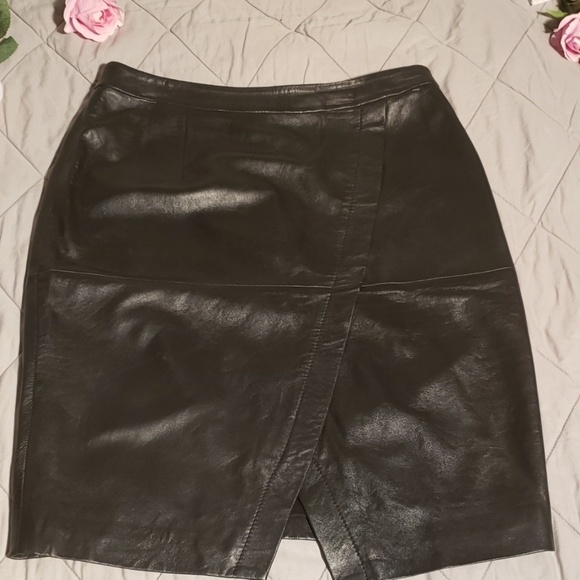 COPY - Halogen black leather skirt size 4p - Picture 5 of 8